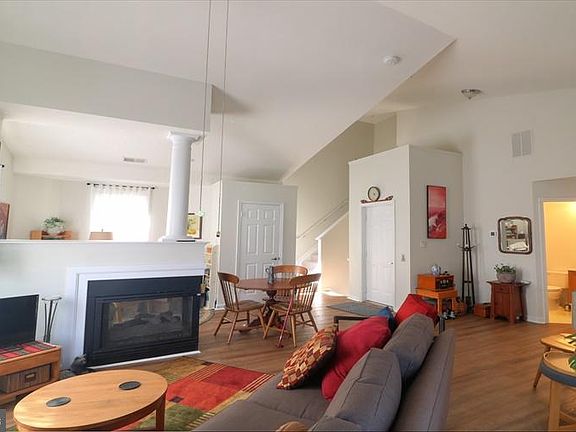 5th image of 2006 Peggy Stewart Way Unit 209