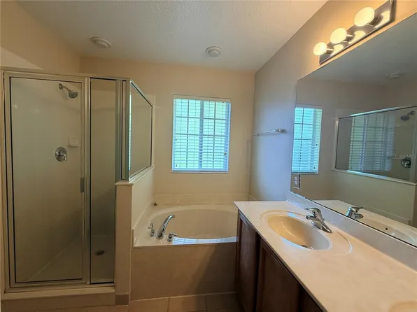 10703 REGENT SQUARE DRIVE #1801, ORLANDO, FL 32825