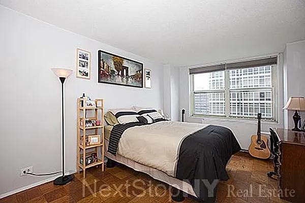 Sold by NextStopNY | media 12