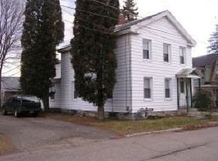 24 Maple St, Winooski, VT 05404