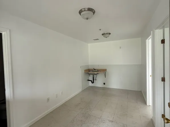 2655 S State St #5, Ukiah, CA 95482