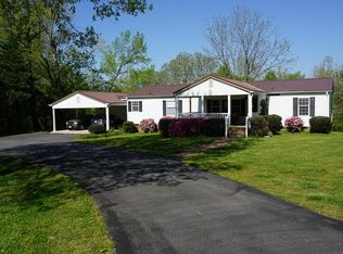 2707 Great Creek Dr, La Crosse, VA 23950