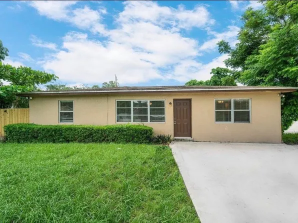 5854 Kumquat Rd APT A, West Palm Beach, FL 33413