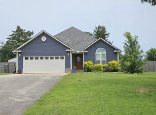 3 Patterson Ln, Cave City, AR 72521