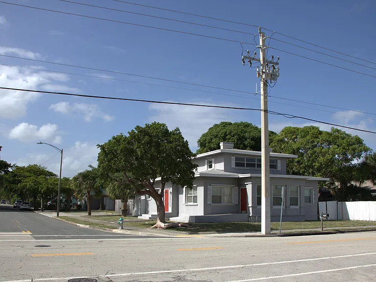5701 N Flagler Dr — Photo 25