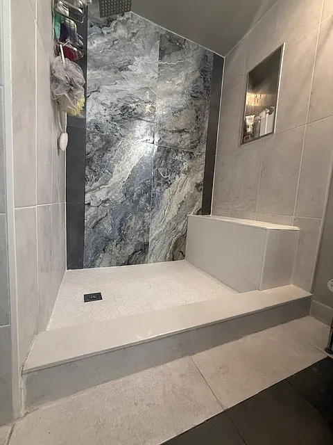 1 bed, 598 sqft, $1,549 — Photo 2
