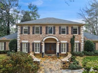 8930 Ridgemont Dr, Sandy Springs, GA 30350