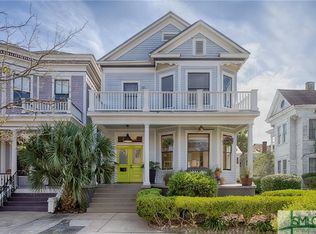 113 E 36th St, Savannah, GA 31401