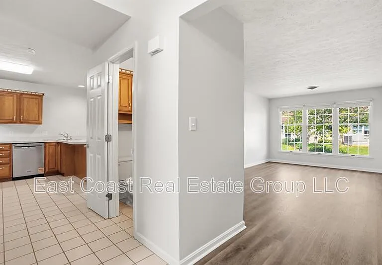23 Sanibel Ln — Photo 7