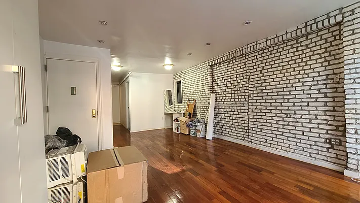 Rented by Matthew Gros-Werter, LREB  | media 9