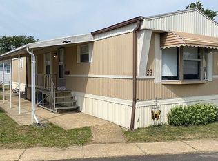 23 Locust Grv, Hazlet, NJ 07730