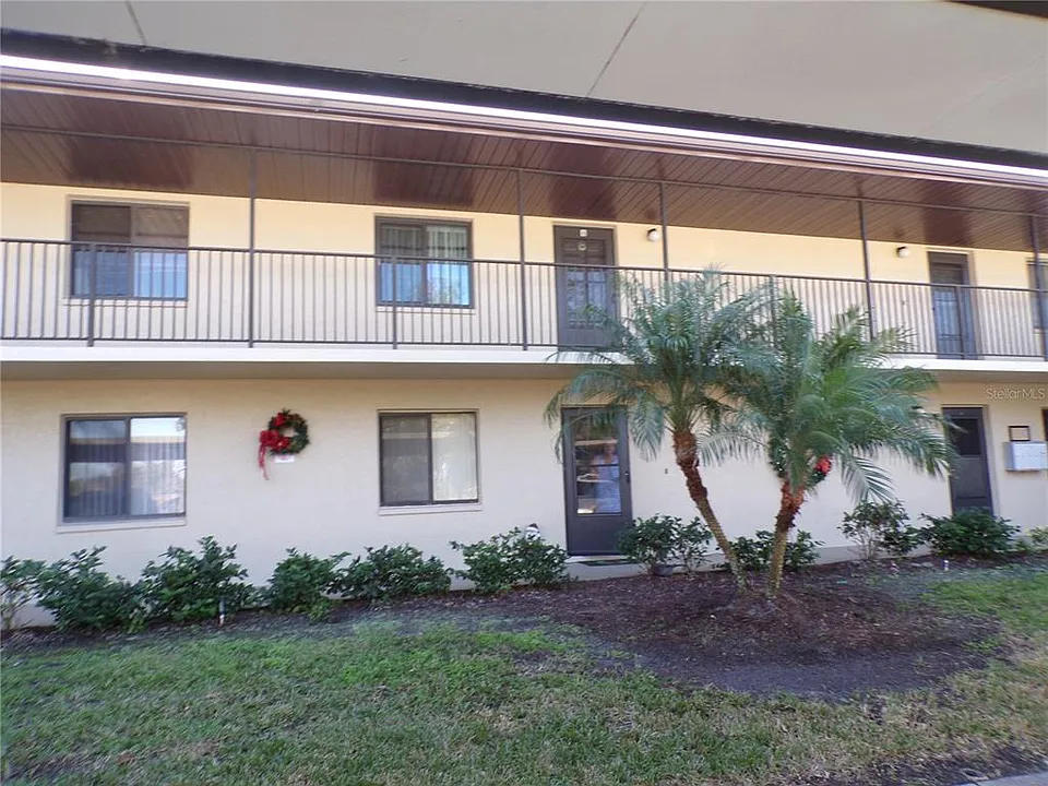 4016 Oakview Dr #J9