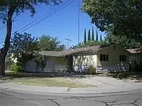 2105 Franklin Ave photo 1