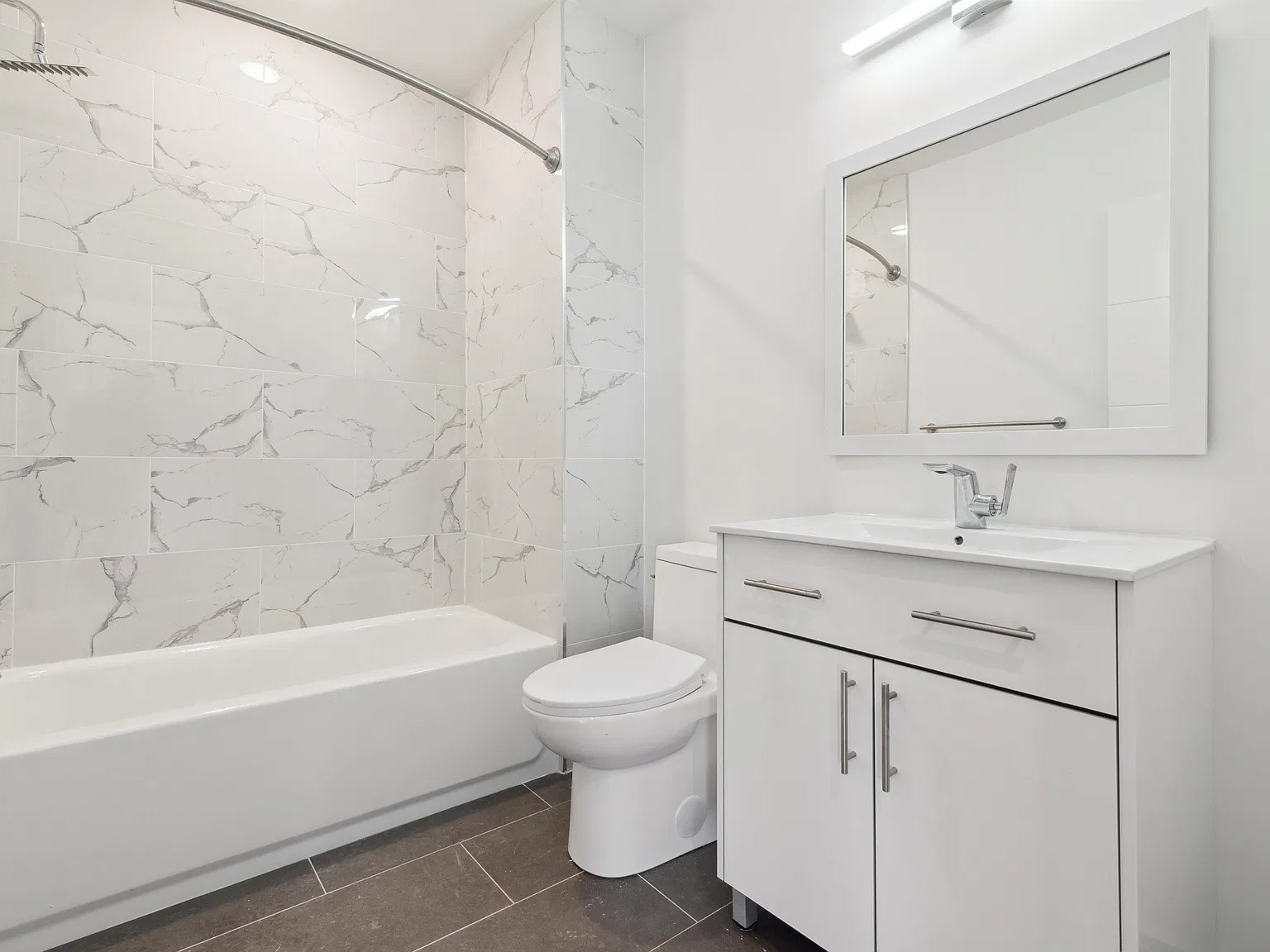 1221 E Fletcher St Unit 212 — Photo 3