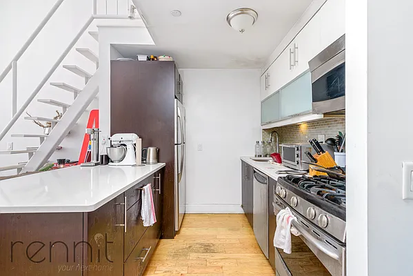 Rented by Rennit Inc. | media 48