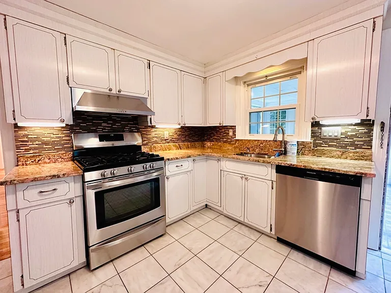 49 Hackensack Rd — Photo 8