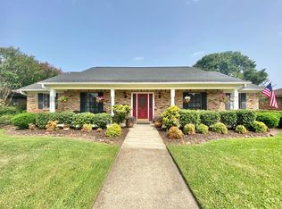 2722 Hughann St, Port Neches, TX 77651