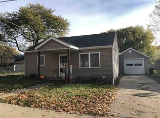 103 S 10th St, Oregon, IL 61061