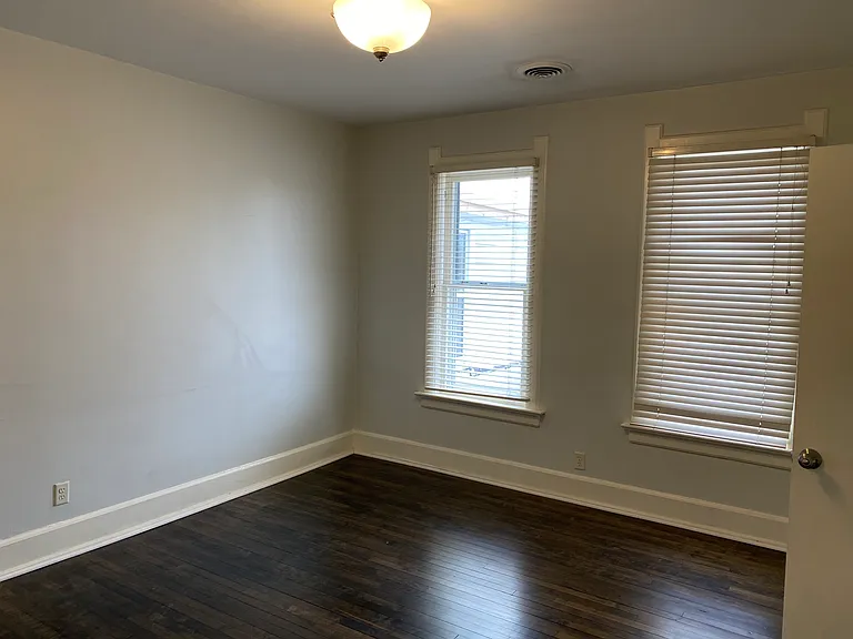 14314 S Union Ave #2W — Photo 5
