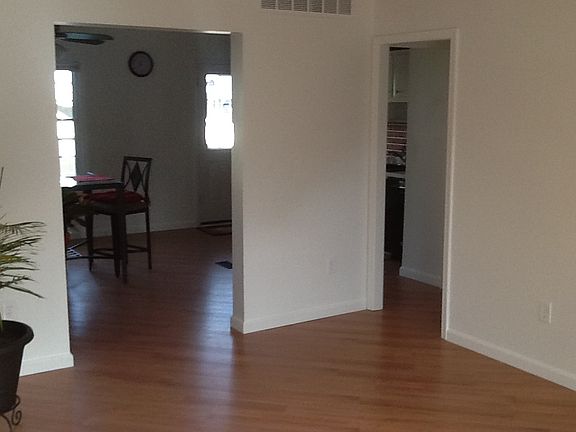 5th image of 4 Birsay Ct #3-I