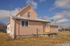2nd image of 622 N Stateline St