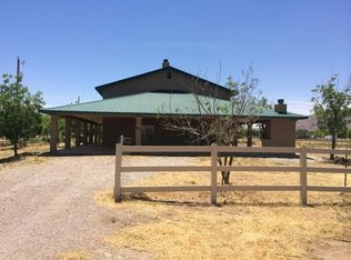 473 Hayride Rd, Las Cruces, NM 88007