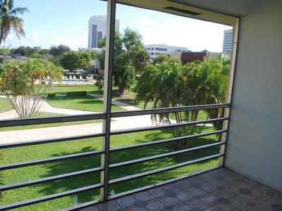 1630 Embassy Dr APT 301, West Palm Beach, FL, 33401