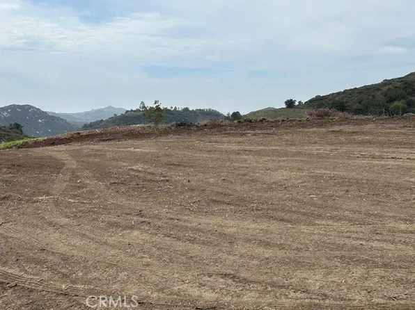 15 Camino Gatillo #3, Temecula, CA 92590