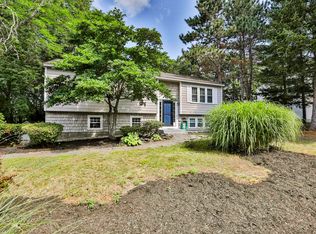 574 Oak St, Manchester, NH 03104