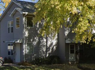 723 Prospect St #A, Dekalb, IL 60115