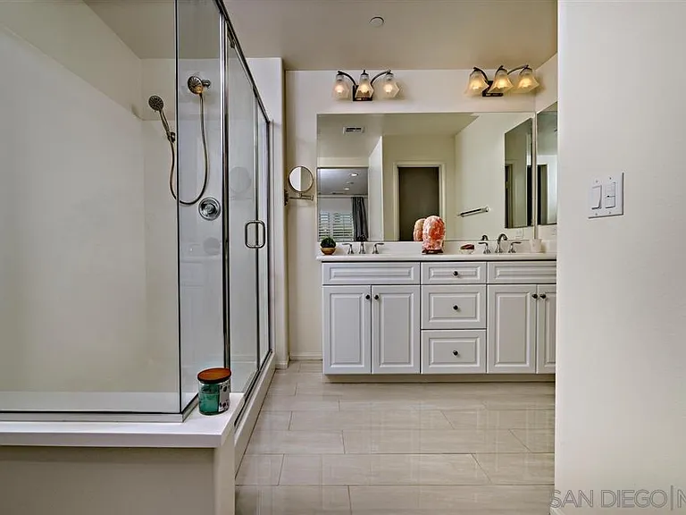 474 Prosperity Dr — Photo 22