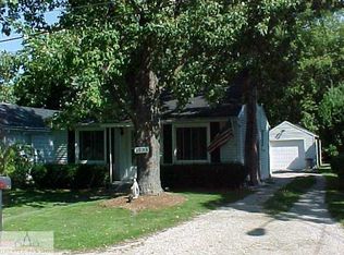2904 Mildred St, Lansing, MI 48906