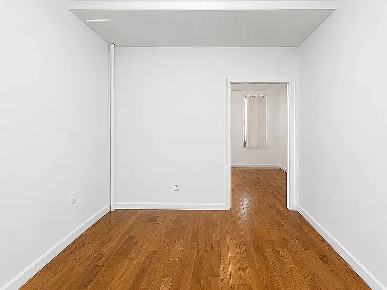 294 Harman St #2Y — Photo 5