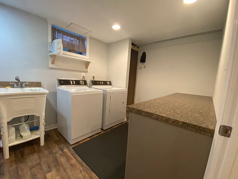 1006 Young Pl — Photo 14