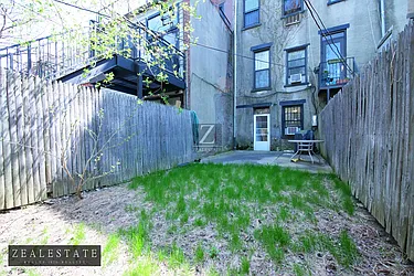 Rented by ZealEstate Group Inc