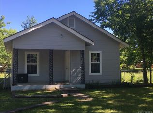 328 W 5th St, Ada, OK 74820