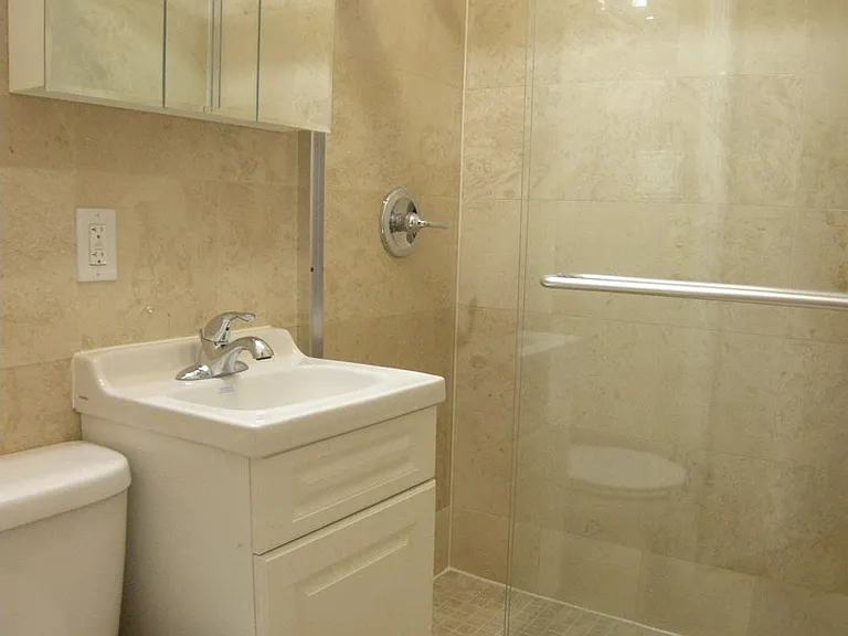 575 2nd Ave #3B — Photo 6