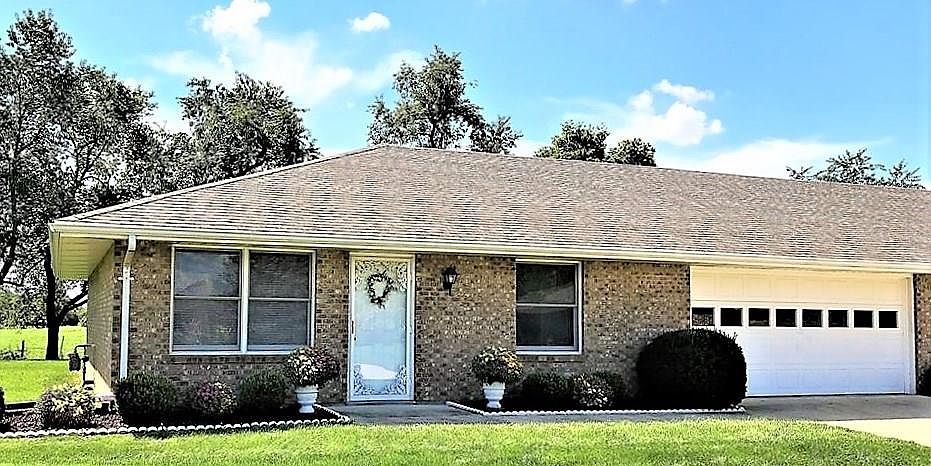 1st image of 4804 Brannan Dr E #4804