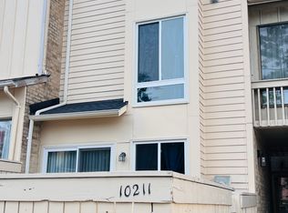 10211 Ridgeline Dr, Montgomery Village, MD 20886