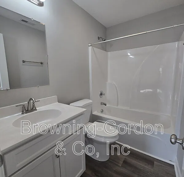736 Baugh Rd — Photo 6