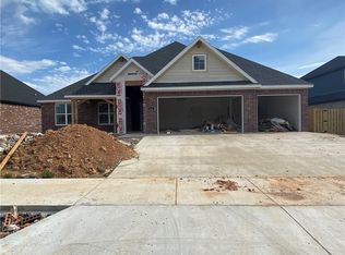 1511 Eureka Rd, Centerton, AR 72719