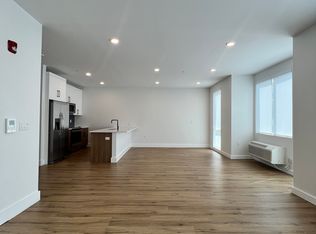 67 Summer Ave #201, Newark, NJ 07104
