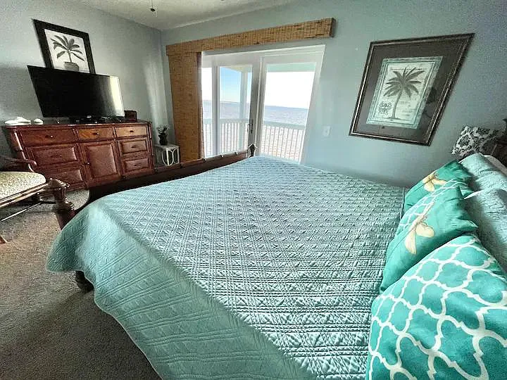 15928 Innerarity Point Rd — Photo 28