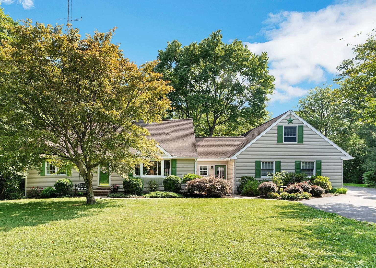 967 Cherry Ln, PA 18940 Zillow