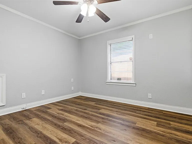 3615 Alberta St — Photo 11