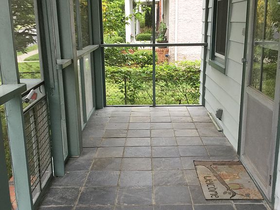 Buckingham slate porch floor