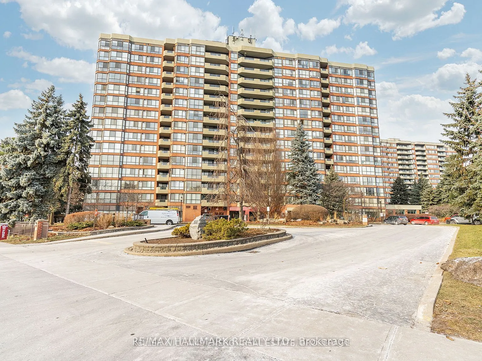 2 bed, $3,100 — Photo 1