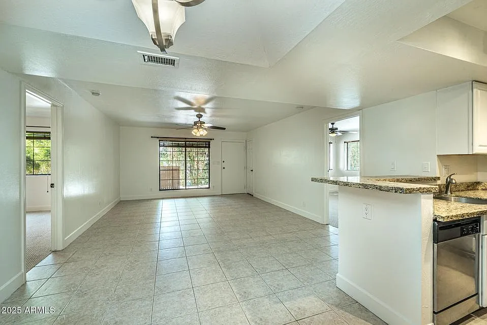 5402 E Windsor Ave #45