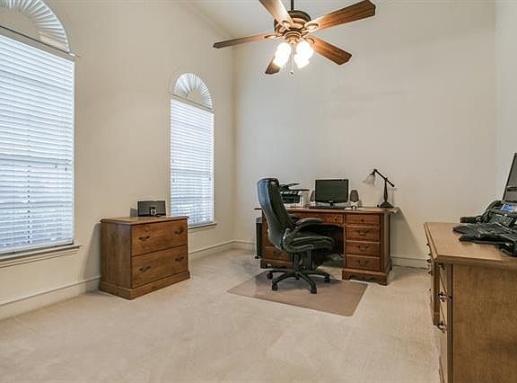 5th image of 9212 Blue Water Dr