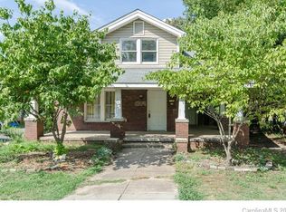 2904 Tuckaseegee Rd, Charlotte, NC 28208